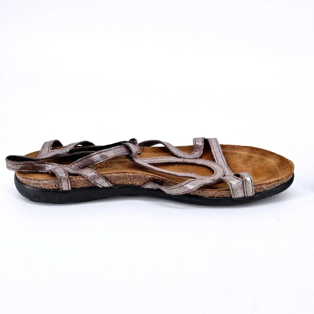 Naot Dorith Strappy Sandal Pewter Metallic Leather Flat Comfort Shoes EU 40 US 9
